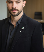 Muat gambar ke penampil Galeri, Crafter's-made Men's Emerald &amp; Diamond Brooch
