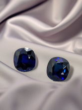 將圖片載入圖庫檢視器 Matching Pair of Unheated Burmese Sapphires 2.03cts Total
