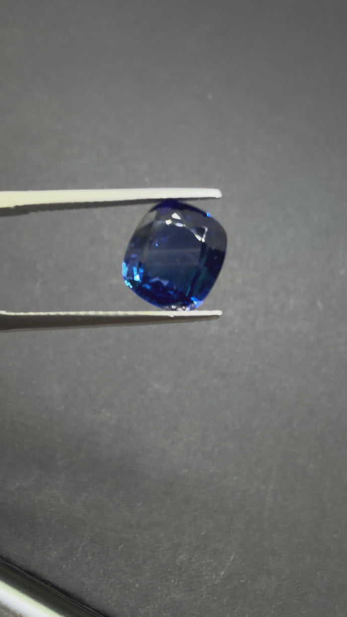 Unheated Natural Sapphire from Ceylon origin