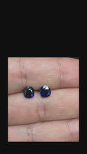將影片載入圖庫檢視器並播放，Matching Pair of Unheated Burmese Sapphires 2.03cts Total
