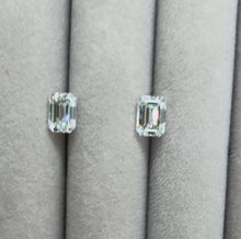 Muat dan putar video di penampil Galeri, Perfect Matching Pair of Emerald-cut Natural Diamonds 1.50cts/1.50cts
