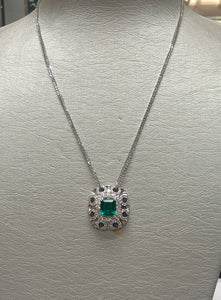 Colombian Emerald and Diamonds Pendant