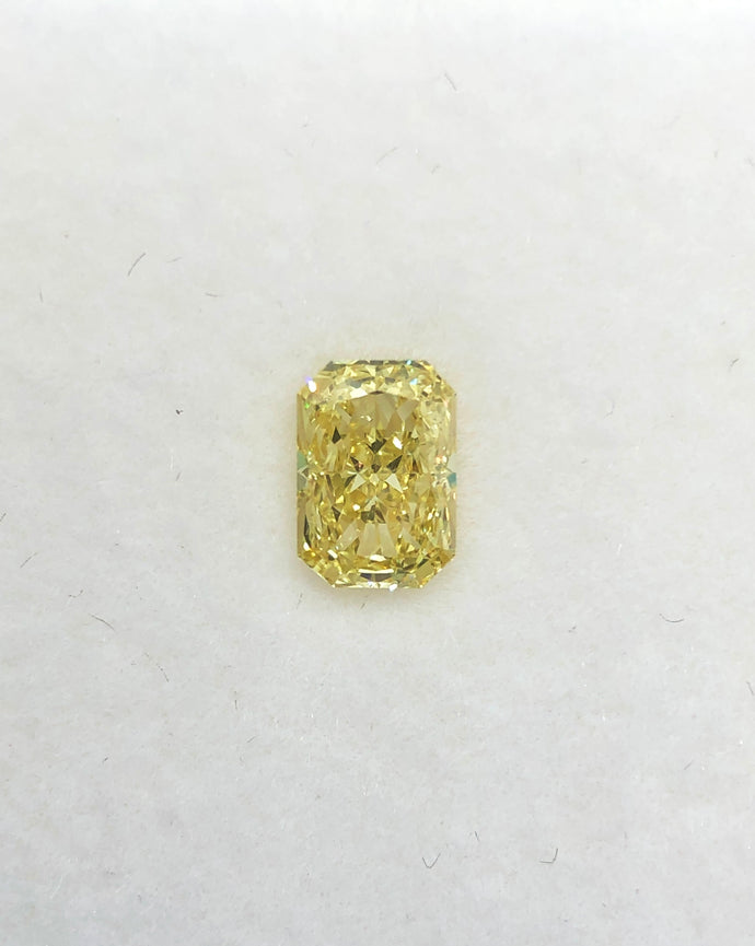 58/21 Natural Fancy Yellow 1.27cts