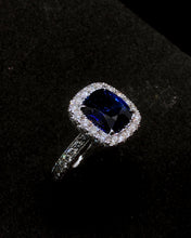 Load image into Gallery viewer, (R#40) 3.82cts Sapphire and Diamonds Ring
